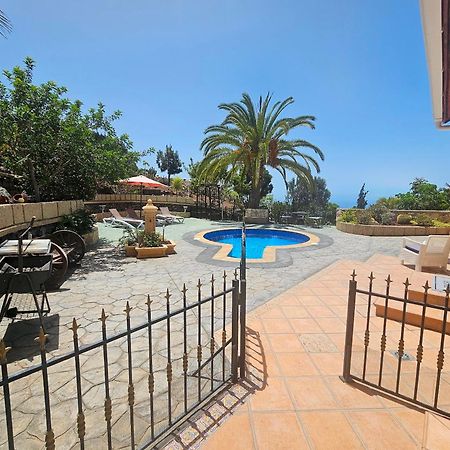 Villa Carlitos Vistas Al Mar Y A La Montana 아데제 외부 사진