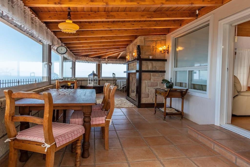Villa Carlitos Vistas Al Mar Y A La Montana 아데제 외부 사진